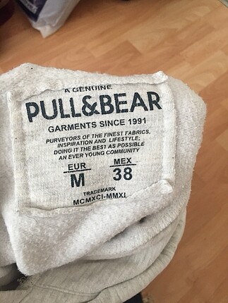 m Beden Pull and bear sweat