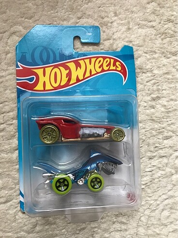 Hot Wheels 2 Araba