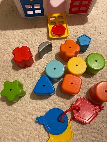 Fisher Price Dolu Bultak Ev