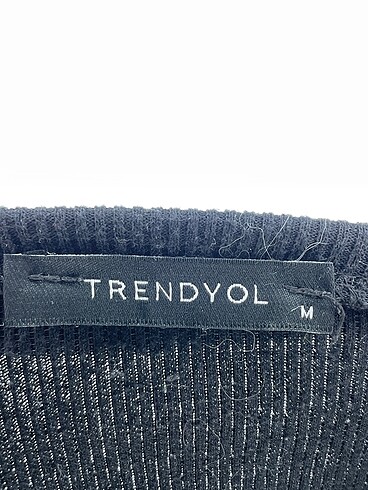 m Beden siyah Renk Trendyol & Milla Bluz %70 İndirimli.