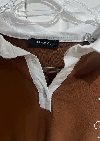 Trendyol & Milla Düğmeli Uzun Kollu Sweatshirt