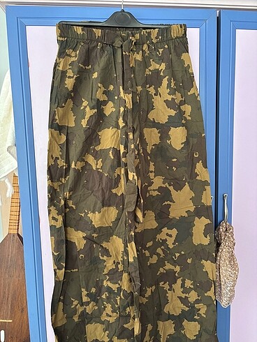 Kamuflaj pantolon
