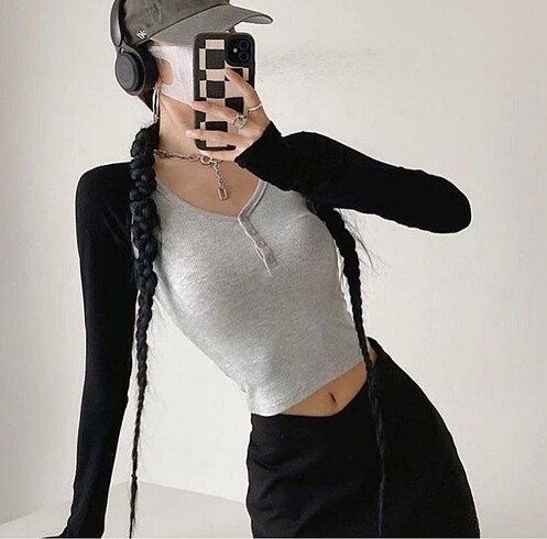 m Beden Siyah Raglan Düğmeli Gri Melanj Uzun Kollu Crop