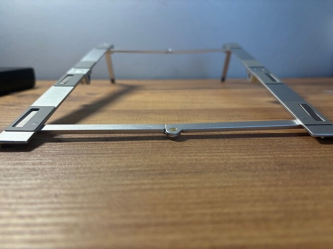 Alüminyum laptop standı - Görsel 4