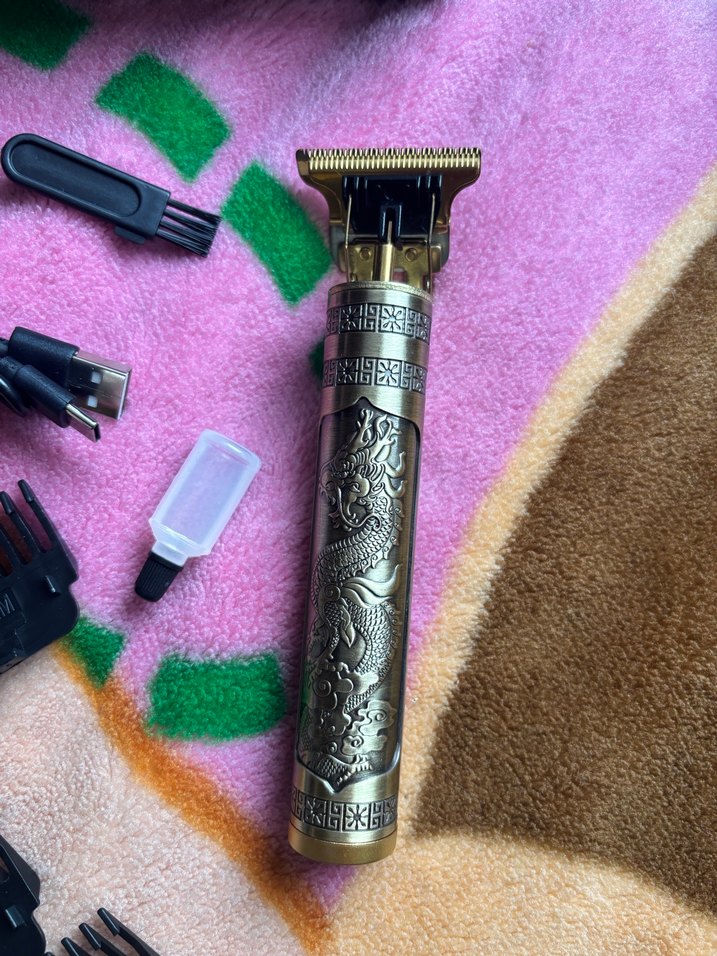 Altın Renkli Tıraş Makinesi Seti - Görsel 3