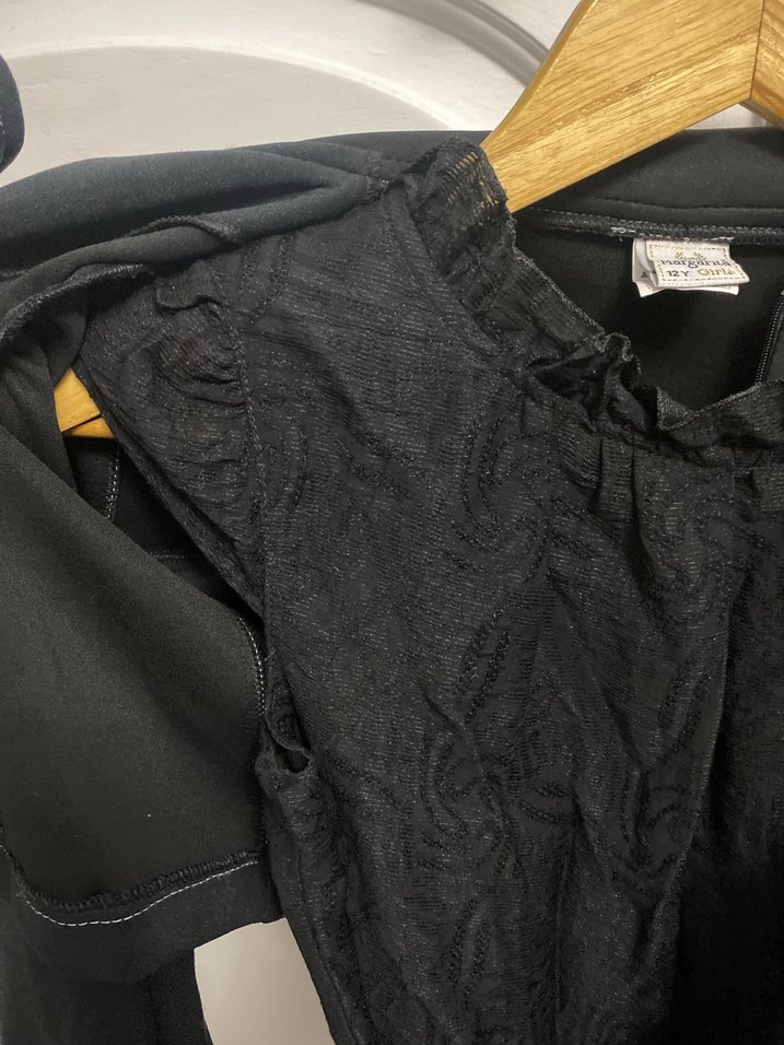 Kız Çocuk Siyah Nakışlı Bolero - Görsel 3