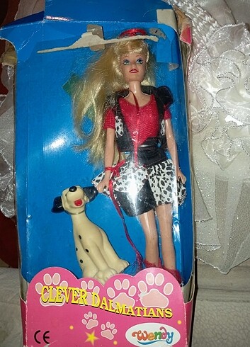 Barbie Bebek 