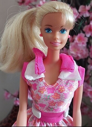 Vintage Barbie Bebek 