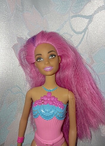 Barbie Bebek