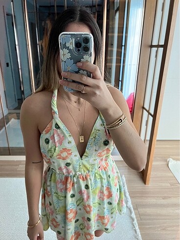 Zara Elbise