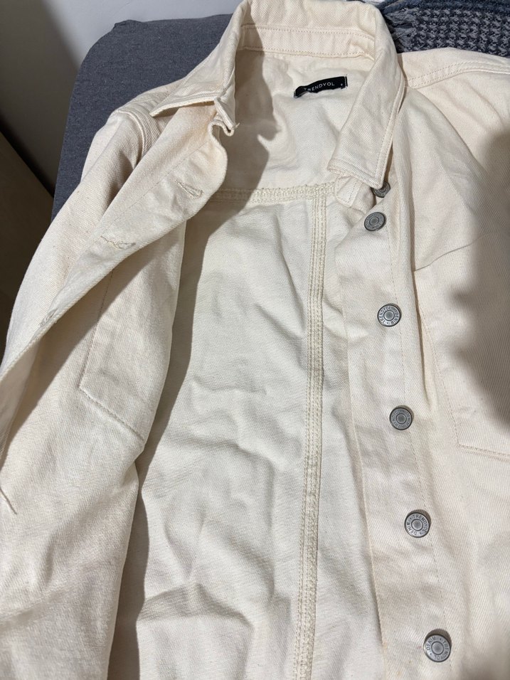 Düğmeli Beyaz Keten Midi Ceket - Görsel 2