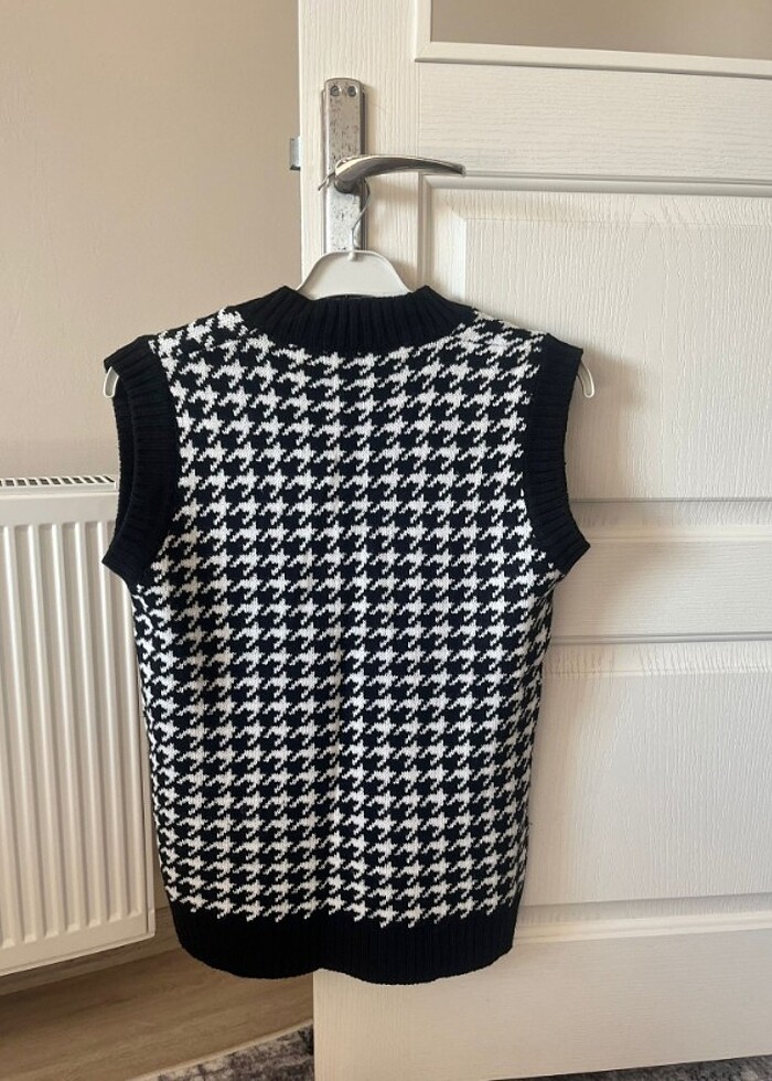 siyah-beyaz süveter  - Görsel 2