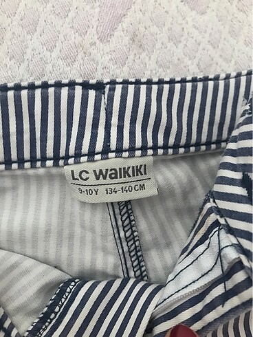 LC Waikiki Kız çocuk şort