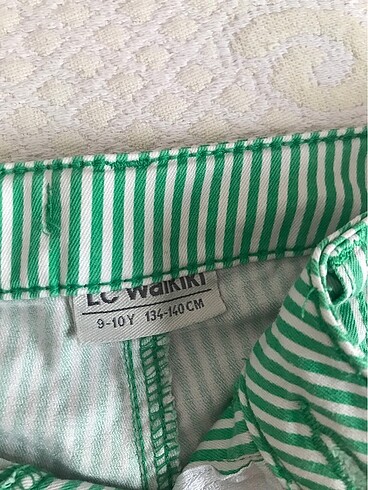 LC Waikiki Kız çocuk şort
