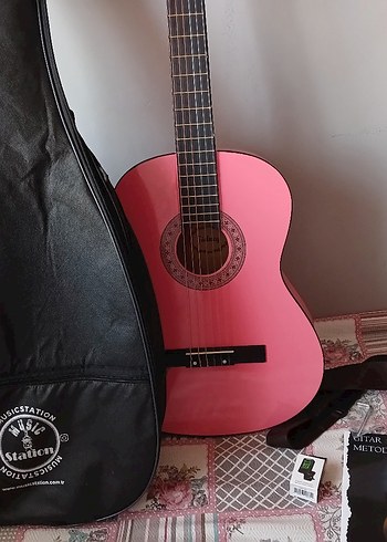Pembe Renkli Klasik Gitar Seti