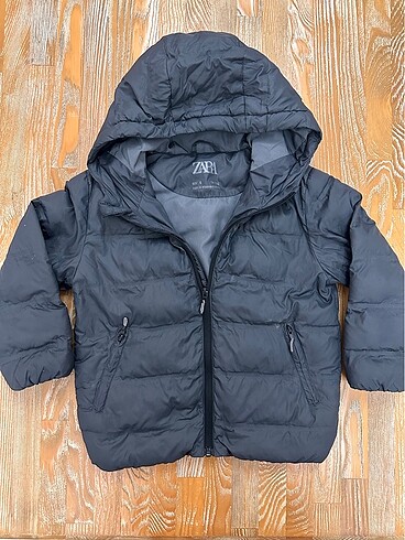 Zara mont