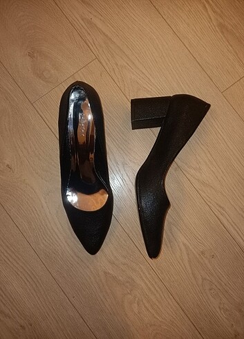 Diğer Sivri uçlu kalın topuklu parıltı 7 cm topuk stiletto