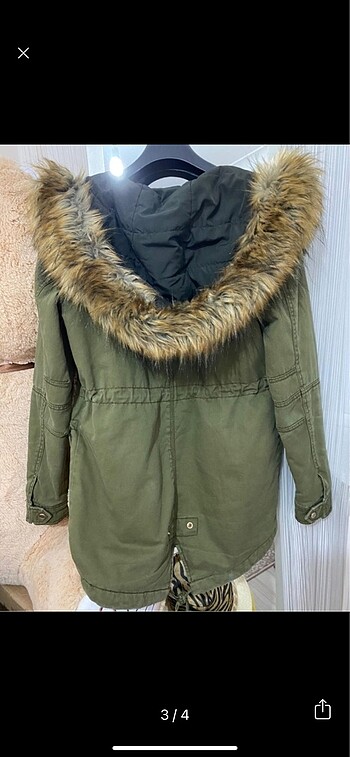 Bershka Kürklü kaban