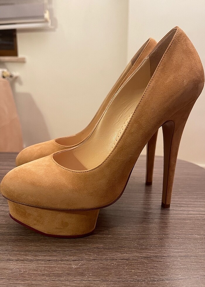 Charlotte Olympia Süet Topuklu Ayakkabı - Görsel 2