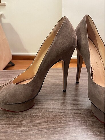 Charlotte Olympia Süet Topuklu Ayakkabı - Görsel 7