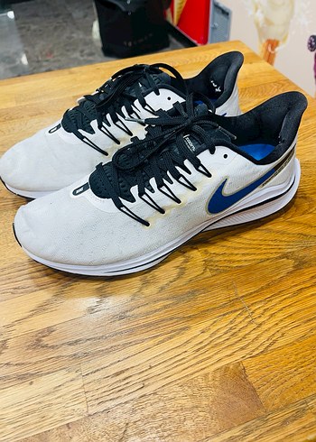 Nike Air Zoom Vomero - Görsel 2