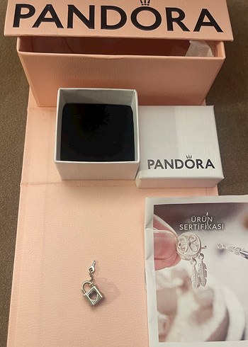 PANDORA KALPLİ ANAHTARLIK VE KİLİT CHARM - Görsel 4
