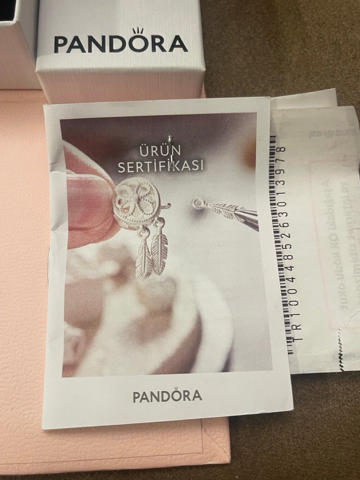 PANDORA KALPLİ ANAHTARLIK VE KİLİT CHARM - Görsel 3