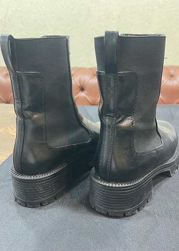 ZARA DERİ KADIN BOT - Görsel 11