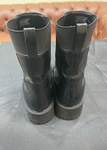 ZARA DERİ KADIN BOT - Görsel 3