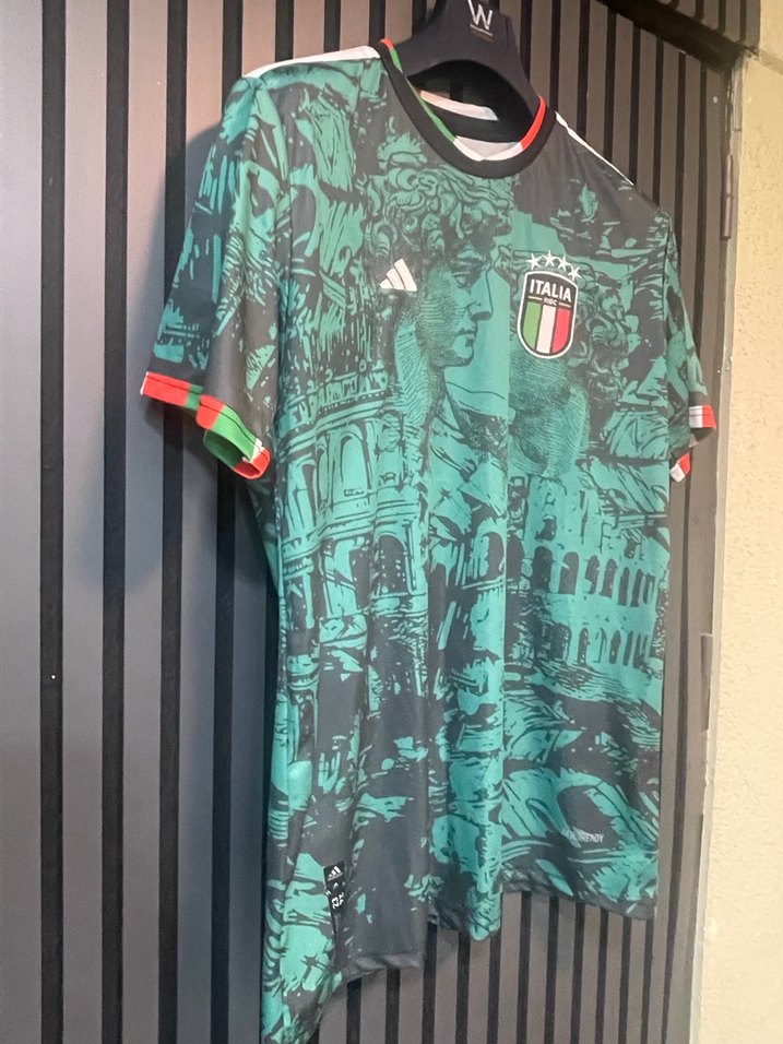 ADIDAS İTALYA FORMASI - Görsel 2