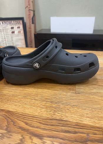 CROCS CLASSİC PLATFORM CLOG TERLİK - Görsel 7