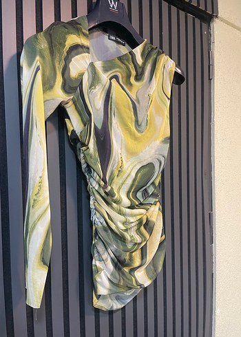 ZARA EKRU TEK OMUZ MİNİ ELBİSE - Görsel 2