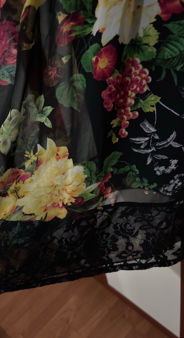 Çiçekli dantel desenli içi astarlı elbise - Görsel 4