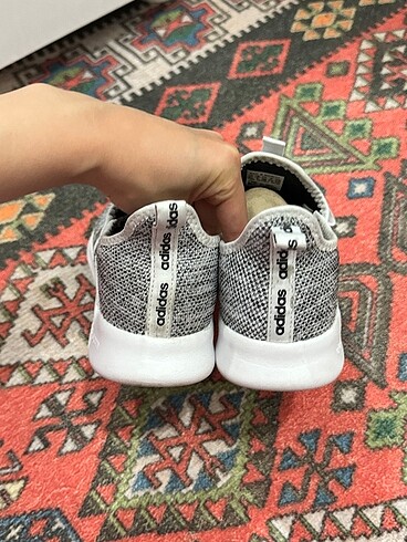 Adidas spor ayakkabı