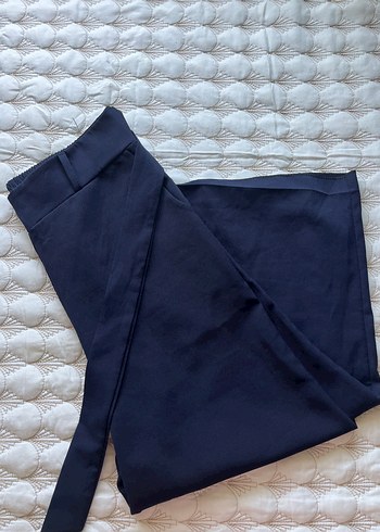 Kadın Lacivert Kemerli Kumaş Pantolon