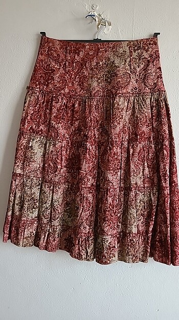 Bordo krem etek
