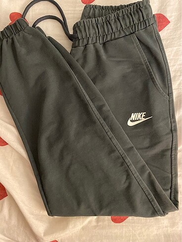 Nike m