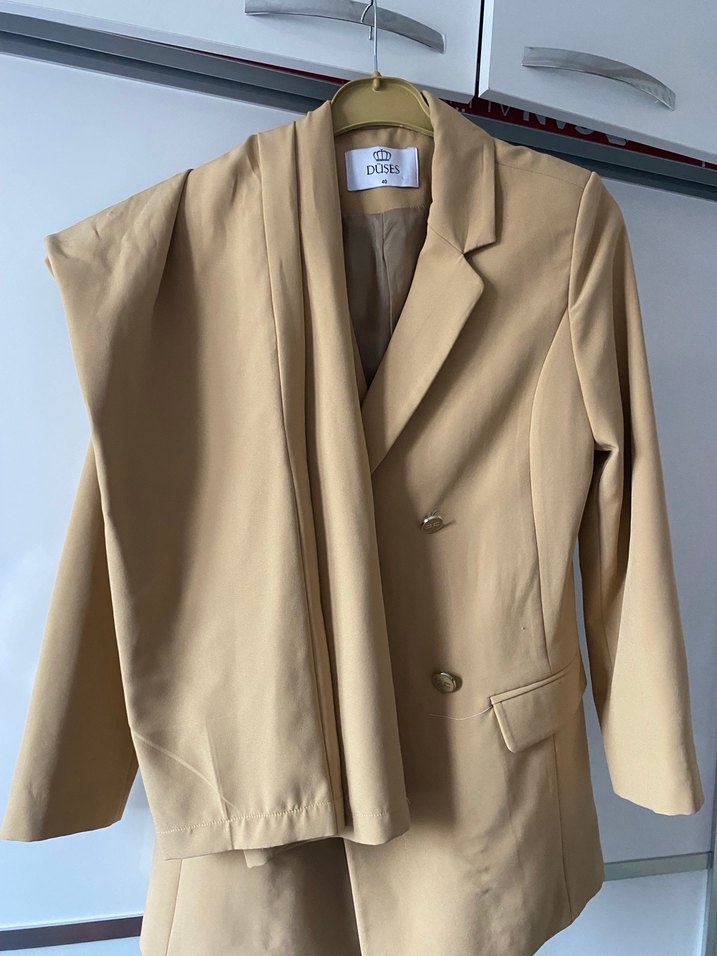 Bej Düğmeli Kadın Blazer Ceket - Görsel 2