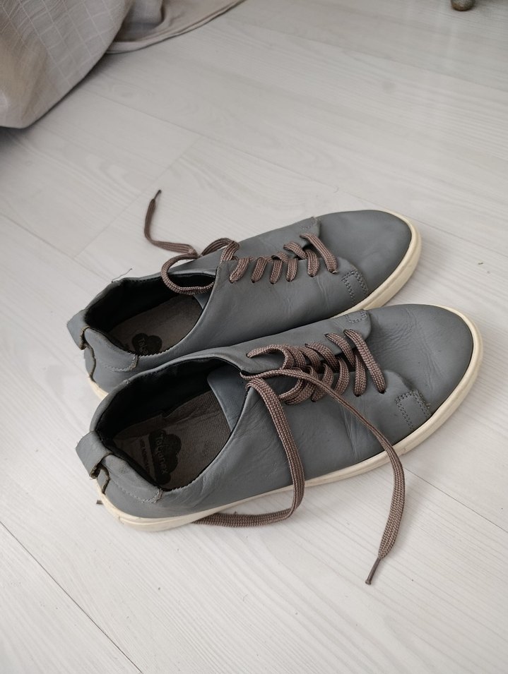 Gri Minimalist Erkek Bağcık - Görsel 2