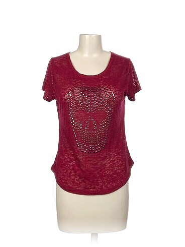 Diğer T-shirt %70 İndirimli.