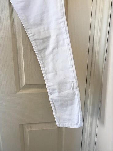 42 Beden Beyaz Kot Pantolon. Yeni . 14 beden 42-40 Kadın