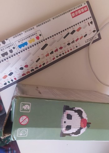 Beden Renkli Lego Panda Figürü