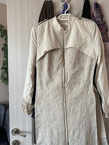 38 Beden Pierre cardin