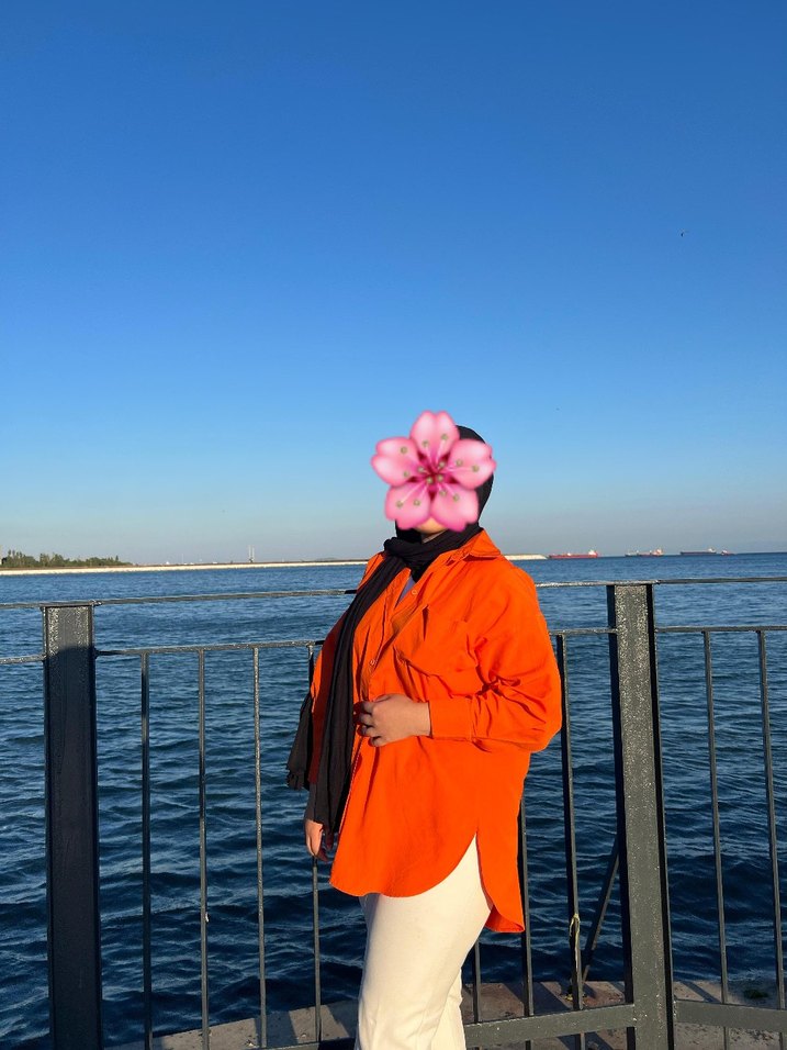 Turuncu gömlek - Görsel 2