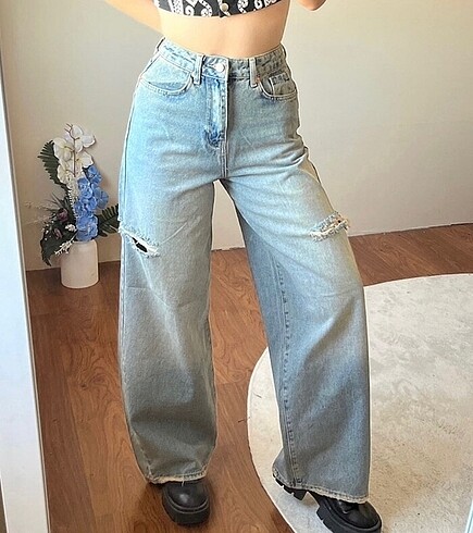 zara yırtık jeans