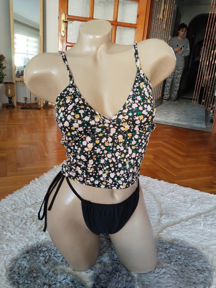 Çiçek Desenli büstiyer - Görsel 3