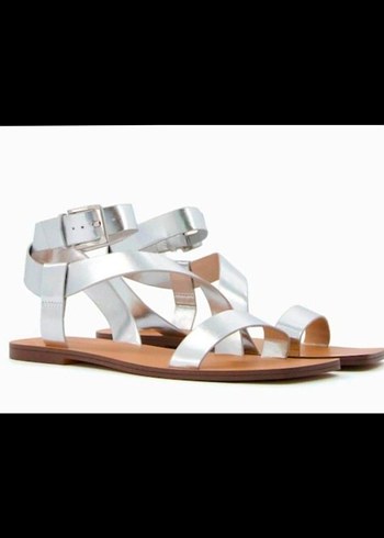 Bershka gümüş rengi Sandalet