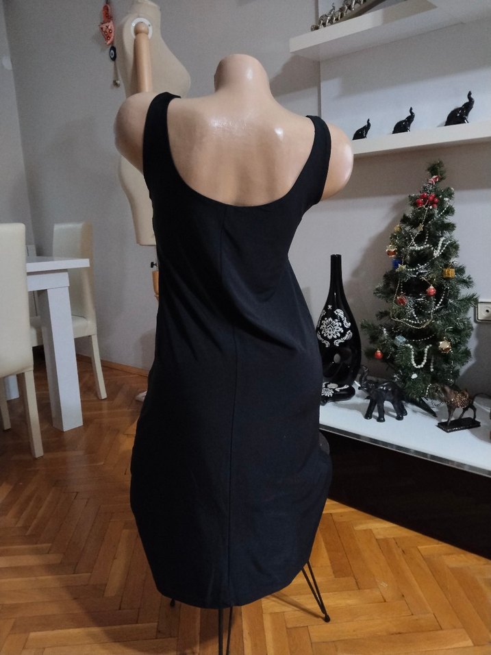 Siyah Mini Gövdeye Oturan Kolsuz Elbise - Görsel 4