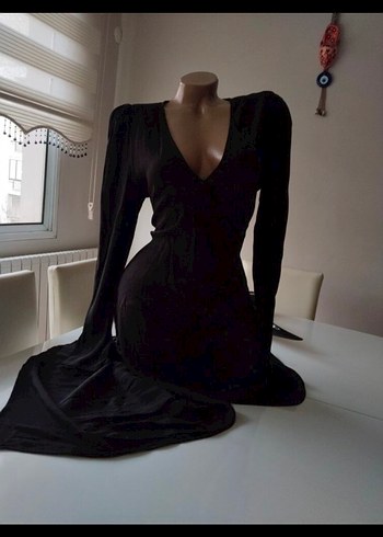 Siyah V Yakalı Uzun yırtmaçlı Kadın Elbise - Görsel 2