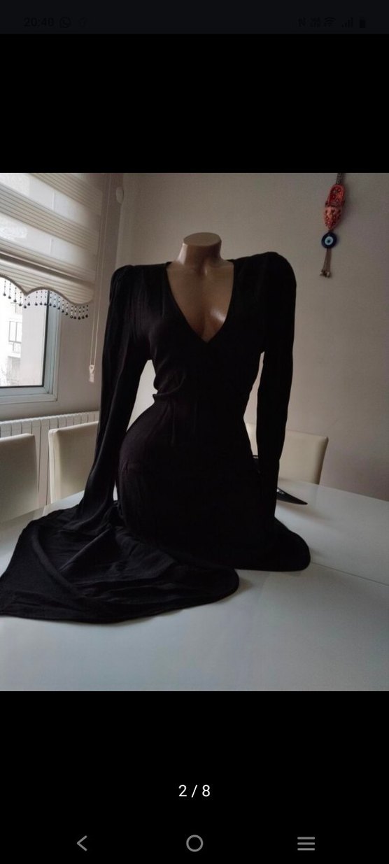 Siyah V Yakalı Uzun yırtmaçlı Kadın Elbise - Görsel 2